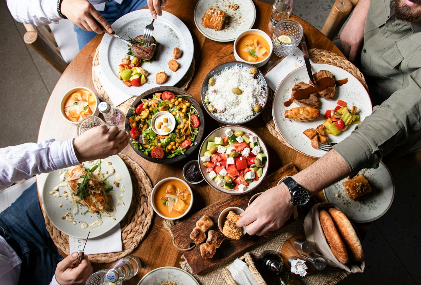 Cinque Ingredienti Dimenticati che Raccontano la Nostra Storia Gastronomica